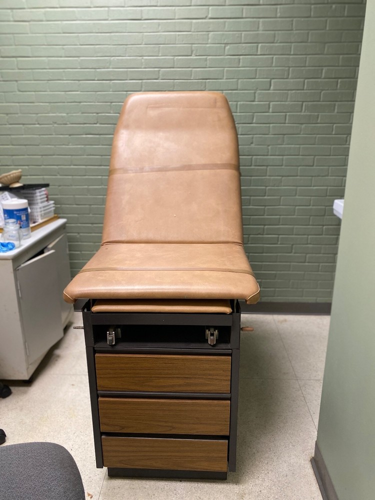 RITTER 8100  EXAMINATION TABLE (297259)