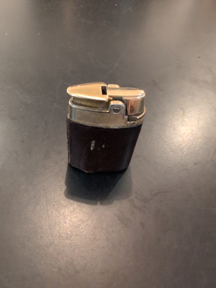 Ronson Varaflame Starfire Brown Leather Lighter