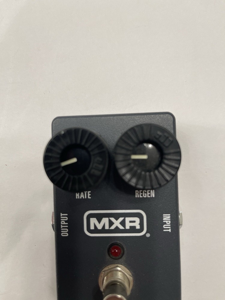 MXR Dunlop M-152 Micro Flanger Analog Guitar Effect Pedal