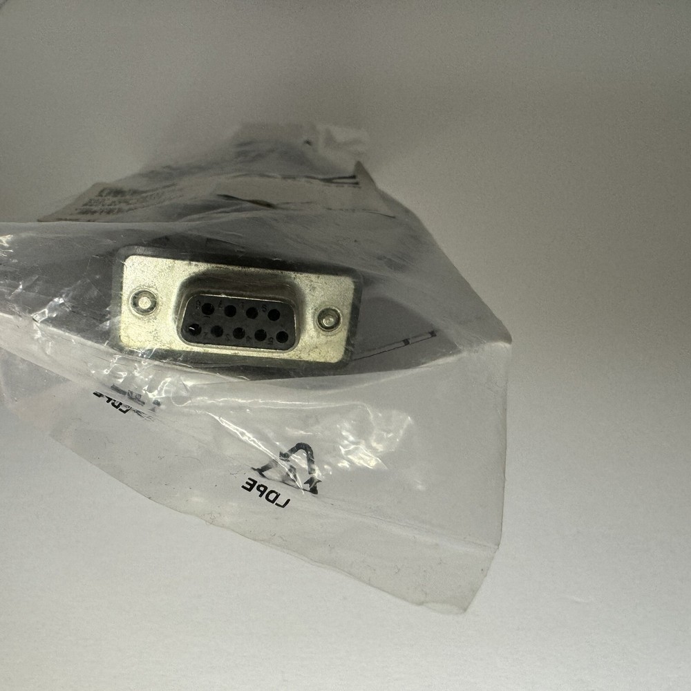 APC AP5636 KVM VT100 Serial Server Module