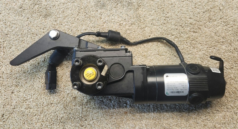 Quickie Pulse 6 Motor Left with Mounting Bracket P/N 107247