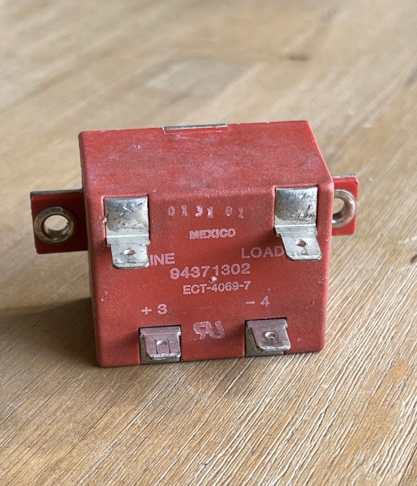 AMF POTTER & BRUMFIELD ECT-406907 94371302 SOLID STATE RELAY 20VDC