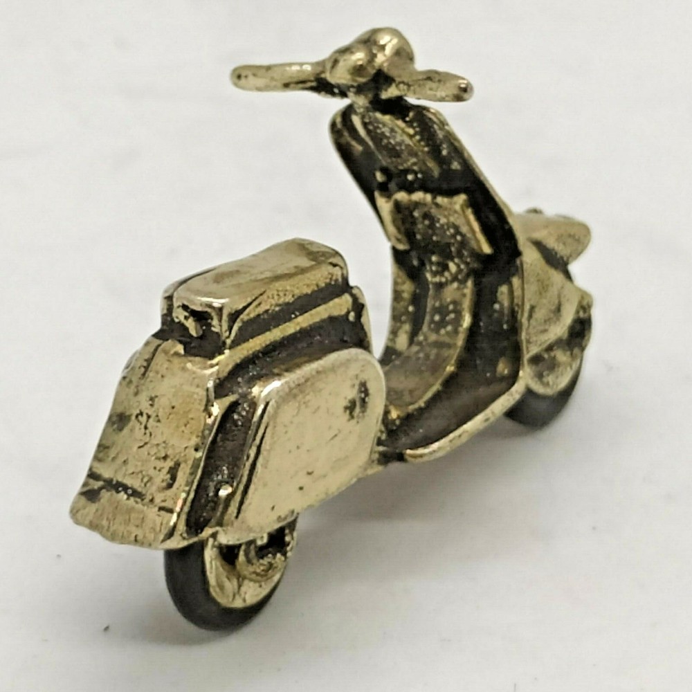 MINIATURE STATUE HANDMADE SILVER MOTORCYCLE VESPA