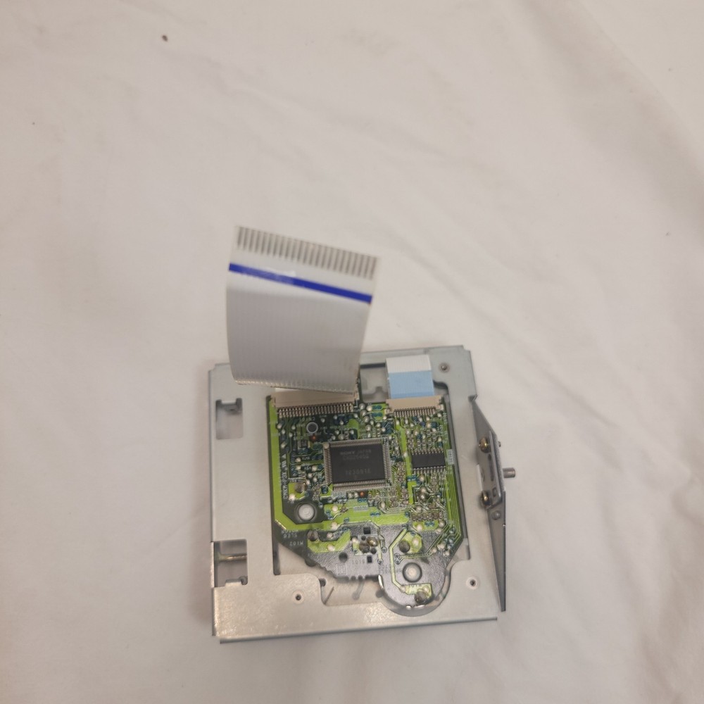 Sony CDP-CX205 200-Disc Mega CD Changer Player Part Disc Reader Laser