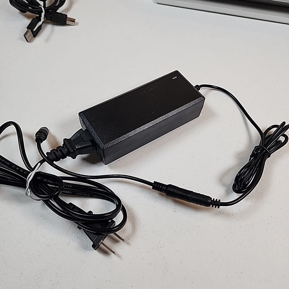 Tested 🔥 Fujitsu ScanZen Eko Desktop Image Scanner With Usb& Power Cable