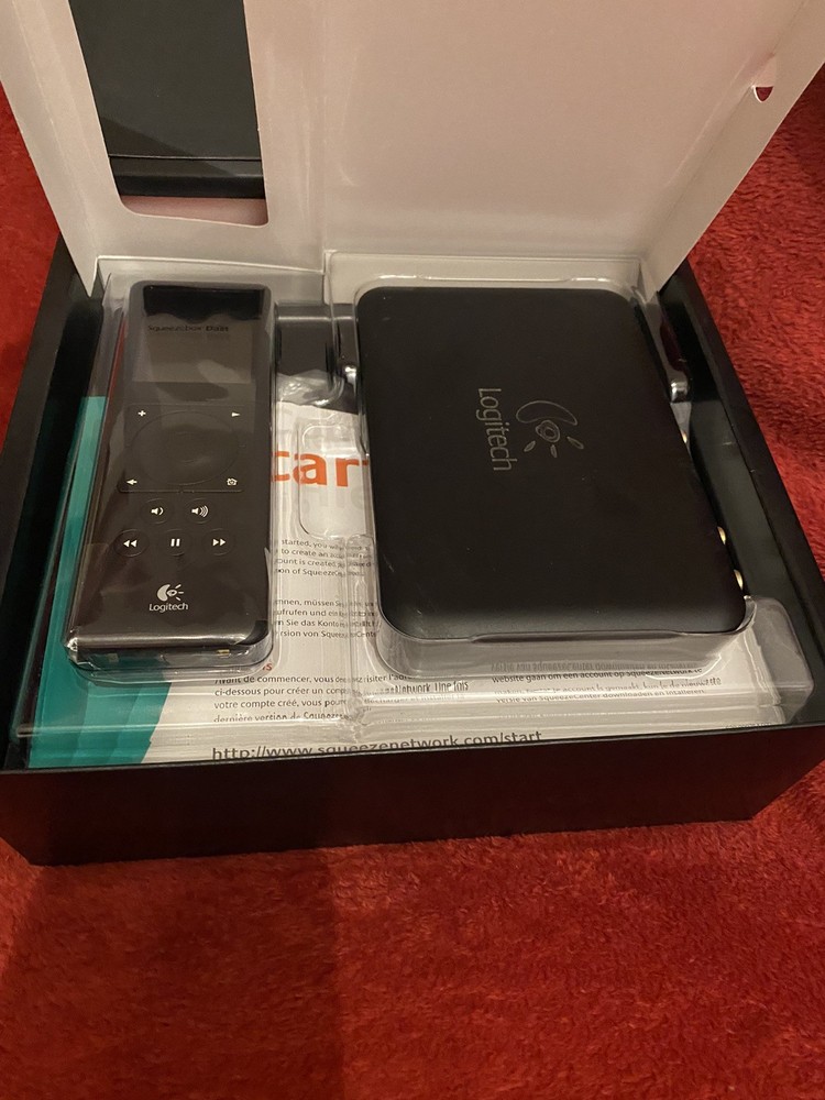Logitech Music Streaming Squeezebox Duet w/ Remote Network Music System