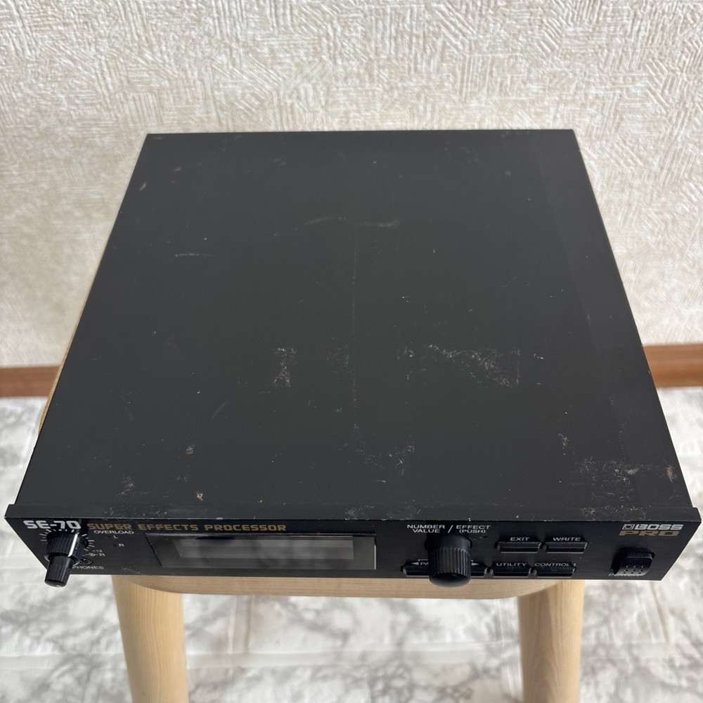 BOSS Pro SE-70 Super Effects Processor 100V
