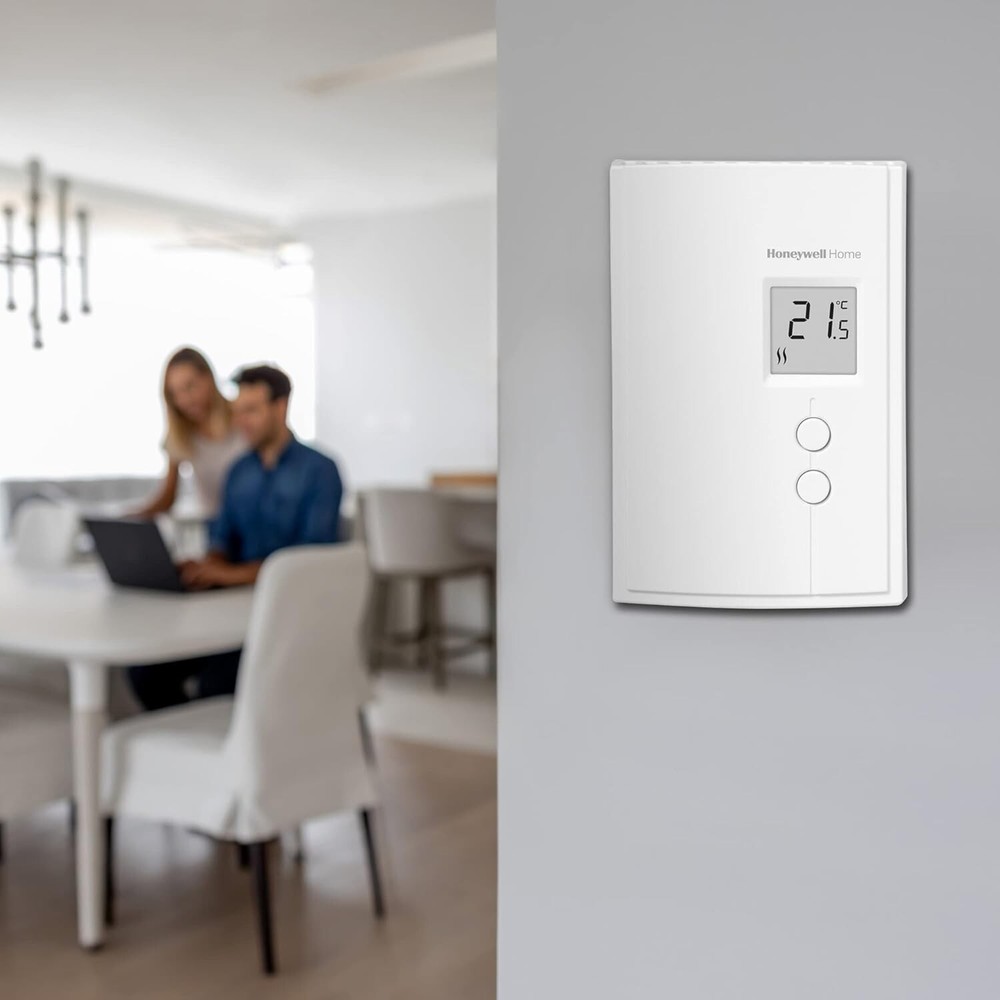 Compact Electric Baseboard Thermostat - Silent Triac Control and 2000W Capacity