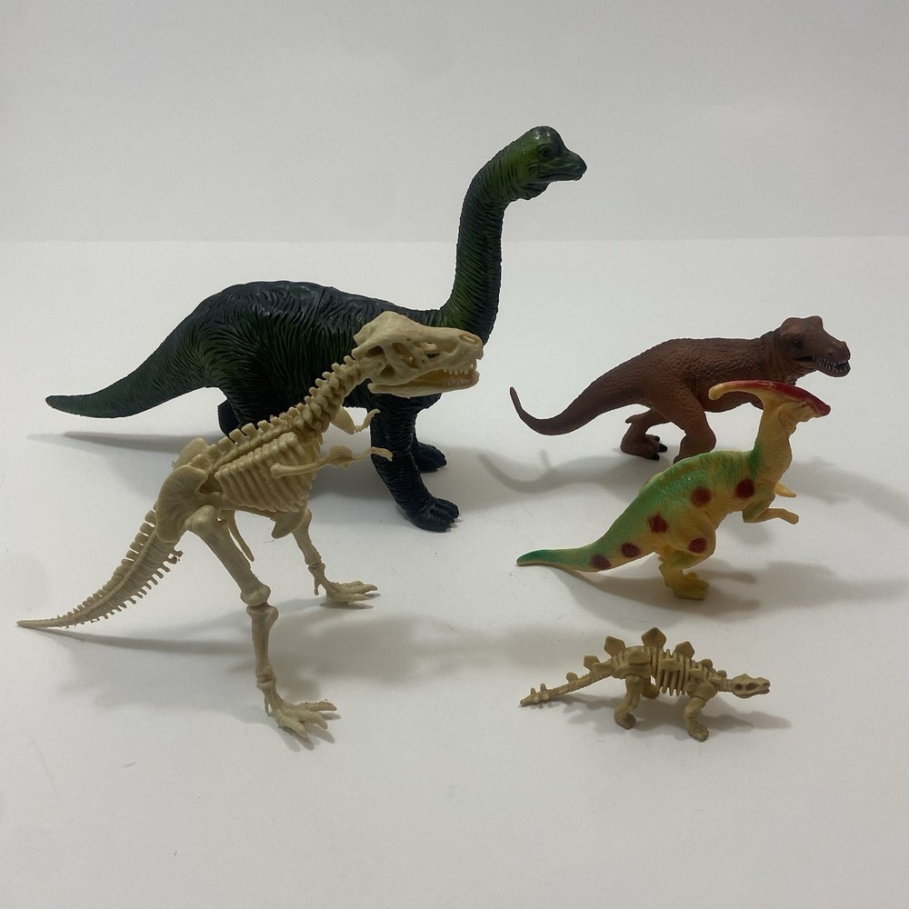 Six Dinosaur Toys Set