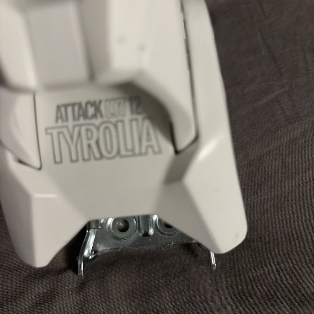 Tyrolia Attack LYT 12 SINGLE BINDING!!!