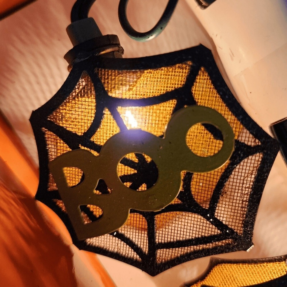 Halloween BOO & EEK Spiderweb String Lights 2007 Holiday Inspirations Plugin