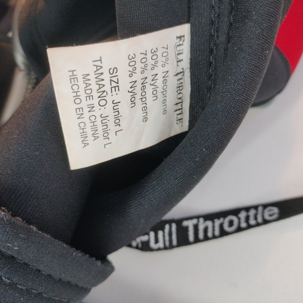 FULL THROTTLE shorty wetsuit , size Junior Large
