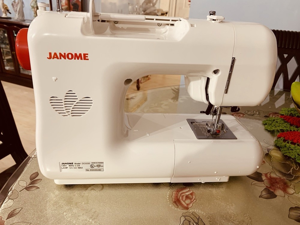 Janome Thread Banger Model TB-30 Computerized Sewing Machine