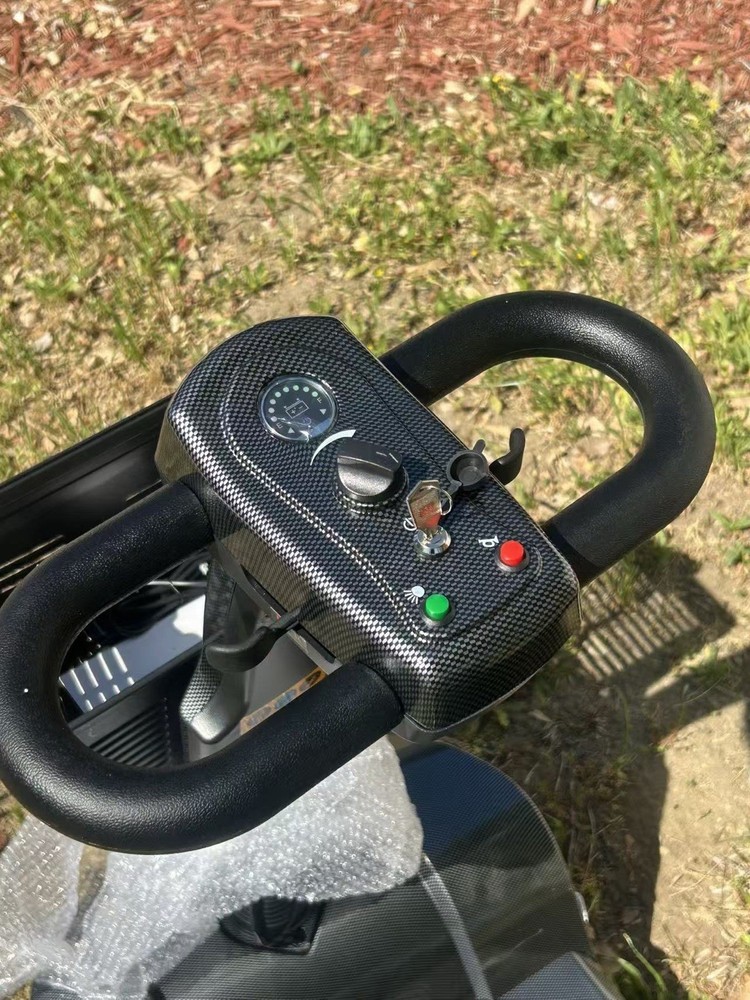 Foldable 4-Wheeled Mobility Scooter Removable Battery 418lbs 12AH Black Silver