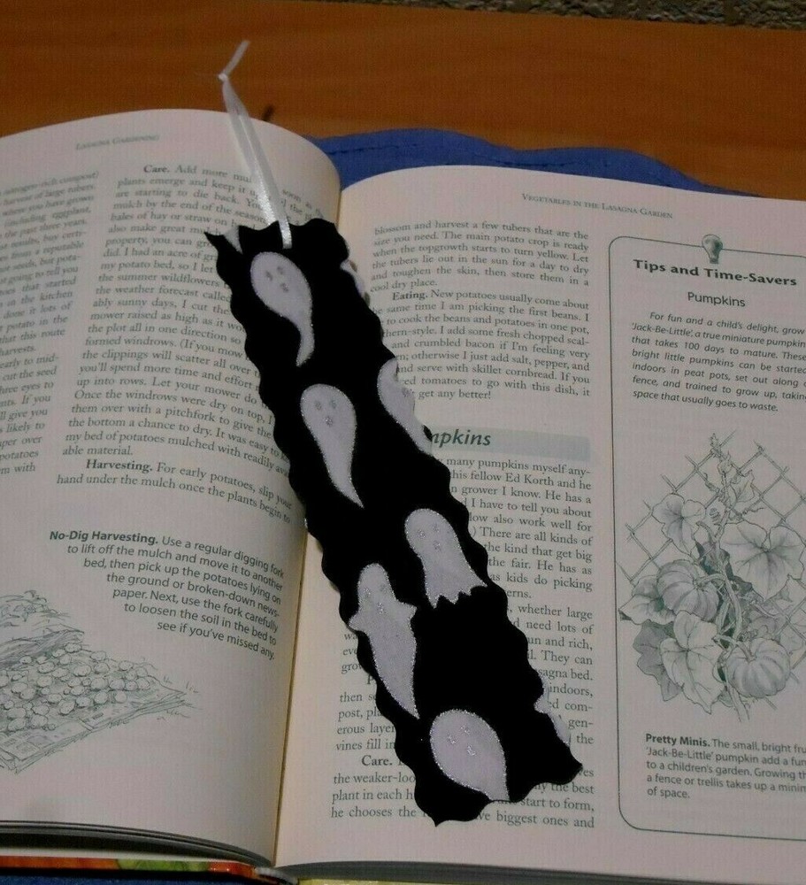 Bookmark HALLOWEEN Fabric or Cloth Bookmark Ghosts Handmade