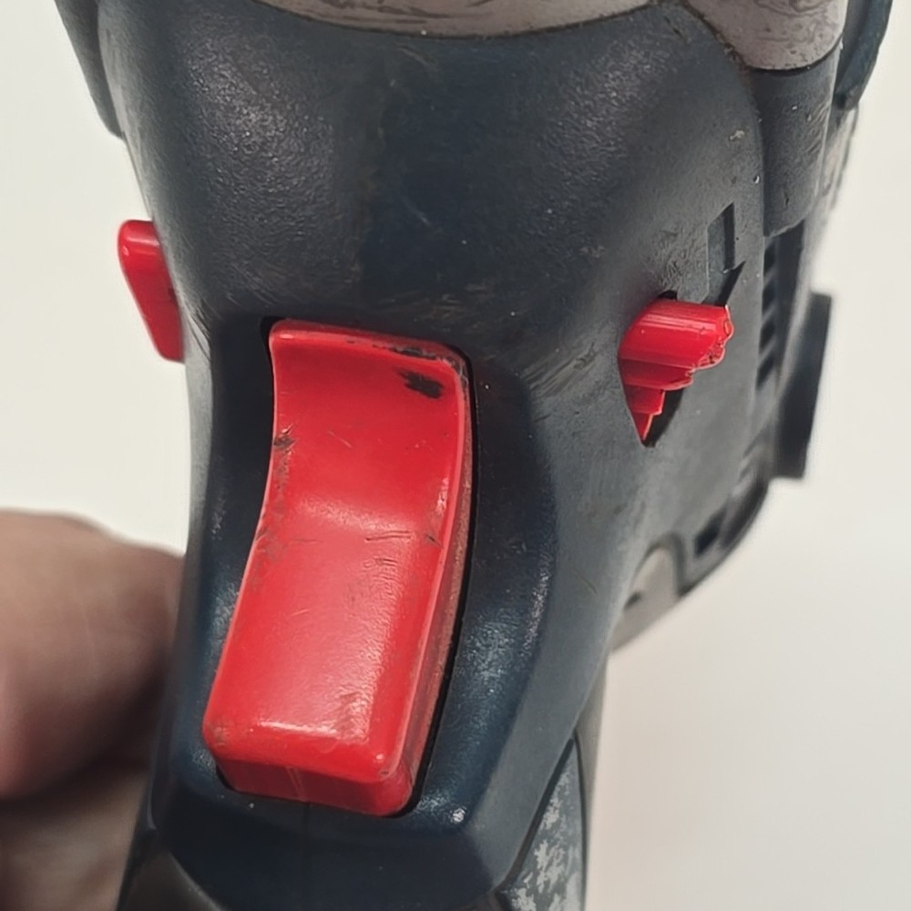 Bosch 18v Impactor Impact Driver 23618 Bare Tool Only