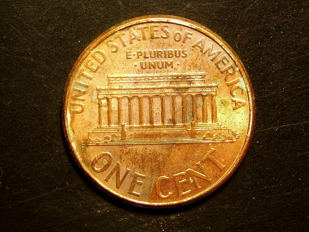 2004 AU LINCOLN MEMORIAL CENT #33