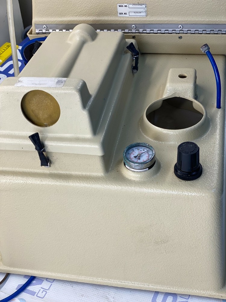 STERNGOLD DELUXE MICROSUCTION CABINET 2100