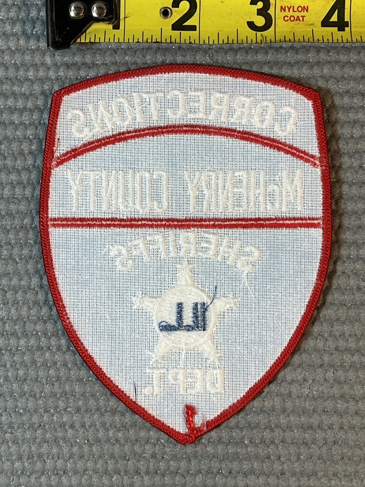 McHENRY COUNTY – CORRECTIONS - ILLINOIS IL Sheriffs Deptartment Police Patch