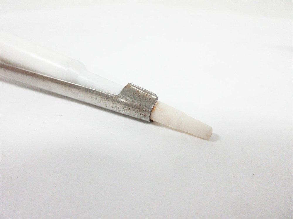 VWR PIPETTE PIPET 10 - 100 uL ADJUSTABLE SINGLE CHANNEL