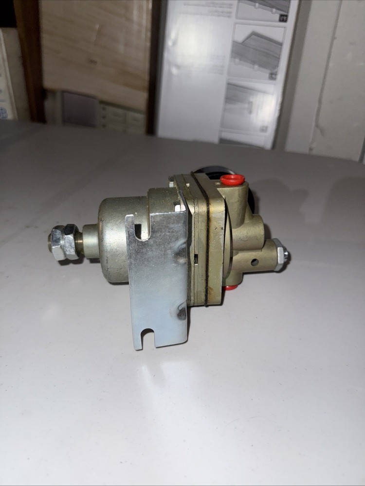 POWERS 1/4" SINGLE PRESSURE REDUCING VALVE 0-30 PSI 201-1002