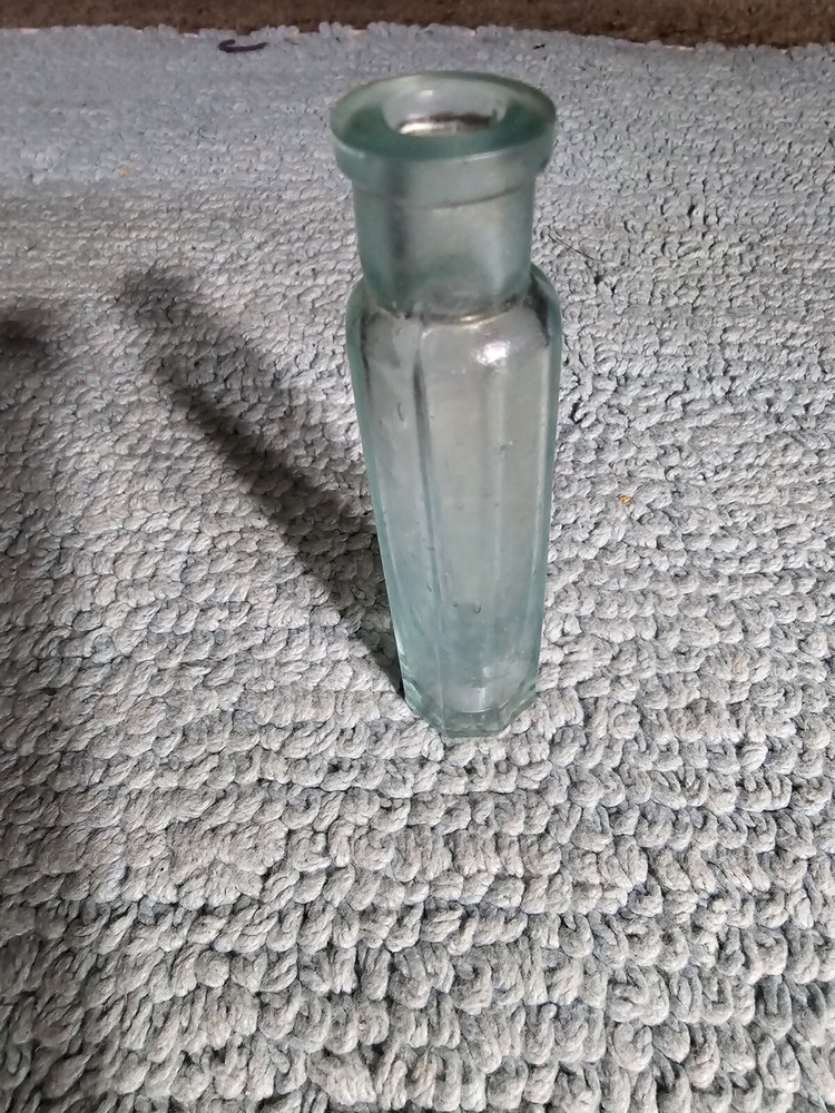 Small Octagon shaped Light Green Antique Bottle EMPTY