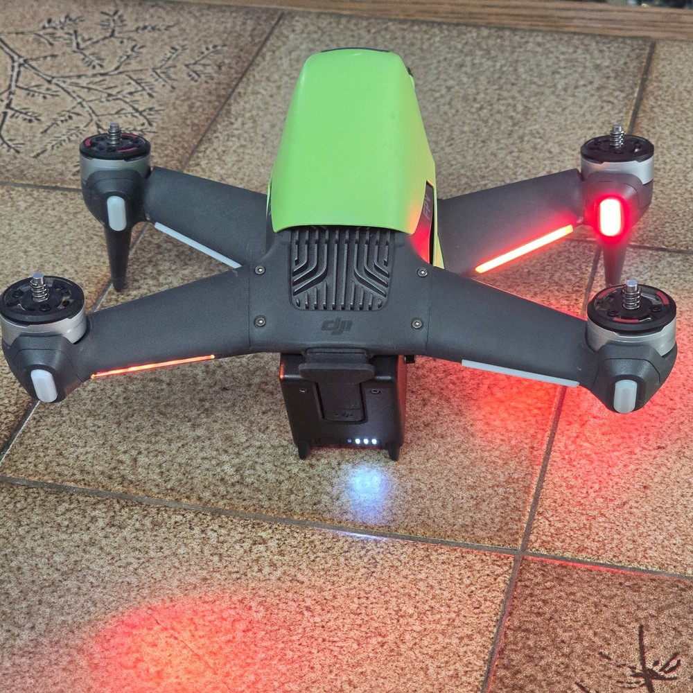 Hacked DJI FPV Drone - Unrestricted Altitude - Doesn't Record Video