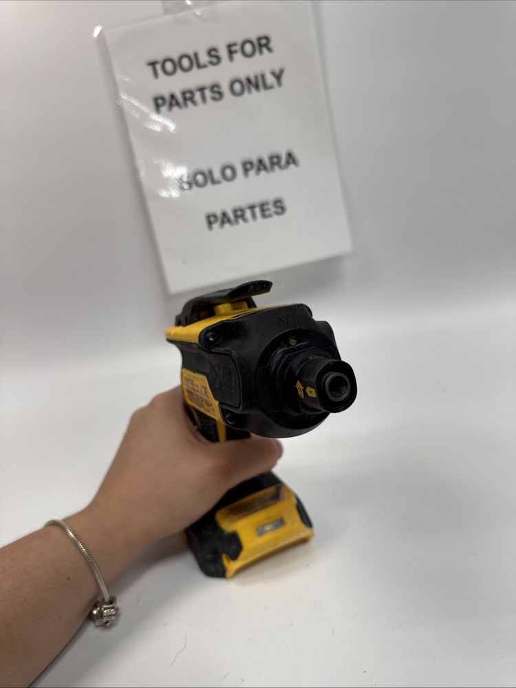 DeWALT DCF630B 20V Max Drywall Screwgun V18