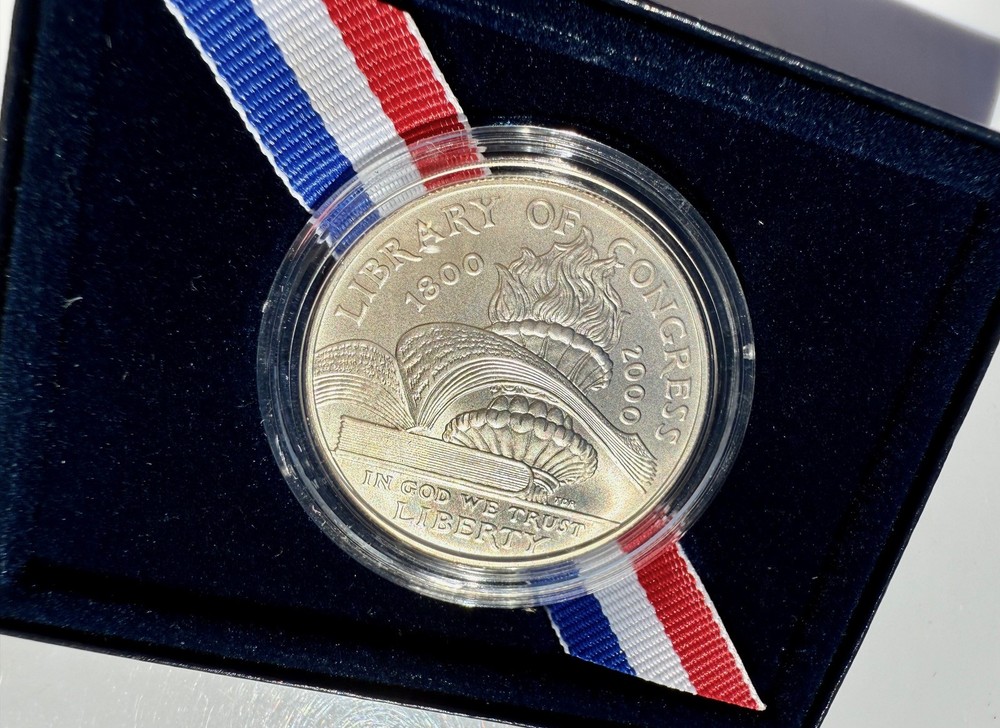 2000 Library of Congress Commemorative Uncirculated Silver Dollar
