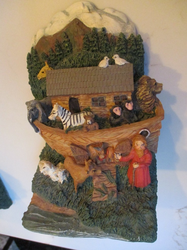 Vintage Ceramic Noah's Ark 3 Dimensional Book Ends, heavy, EUC