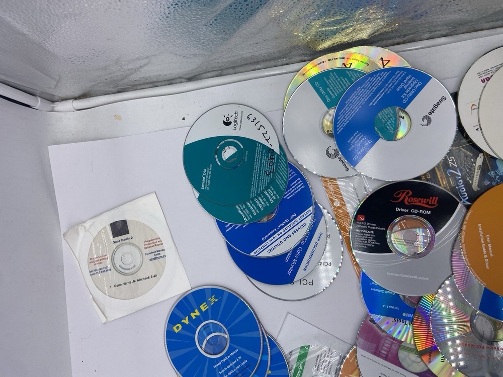 LOT OF 50 VINTAGE PC SOFTWARE COMPUTER SOFTWARE