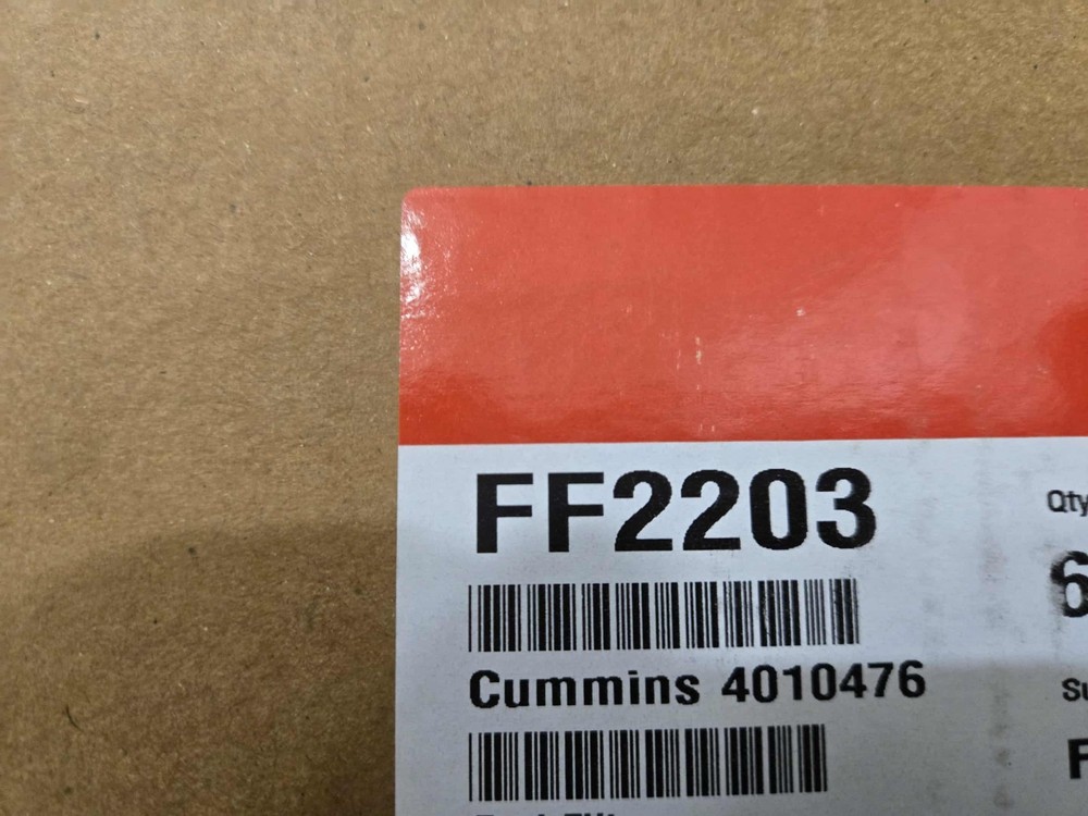 GENUINE NEW CUMMINS / FLEETGUARD FUEL FILTER FF2203
