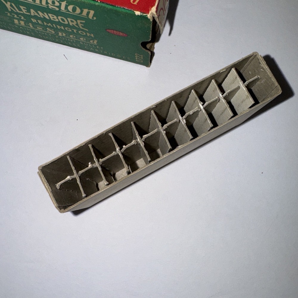 Empty Ammo box Remington Kleanbore 222 Remington