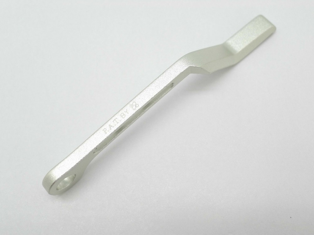 Lightweight Alloy CNC Finished Chain Drop Catcher -- Silver