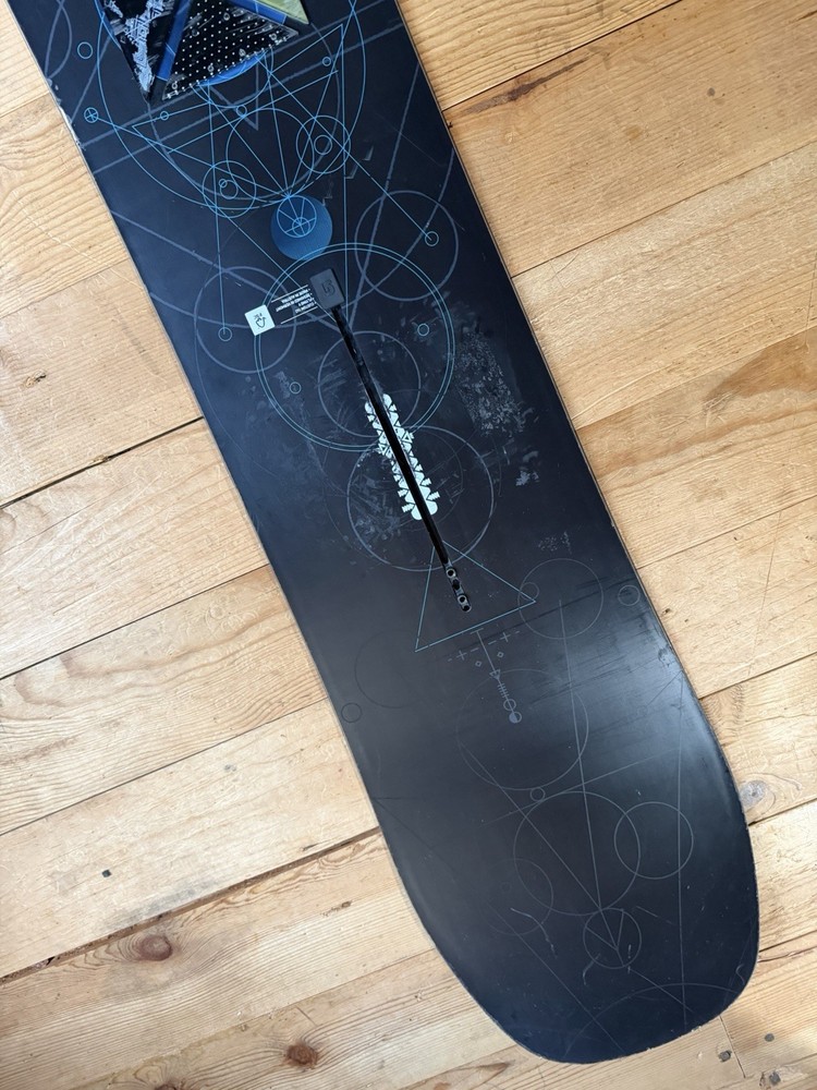 Burton Custom Flying V Snowboard Size 162cm, Used.
