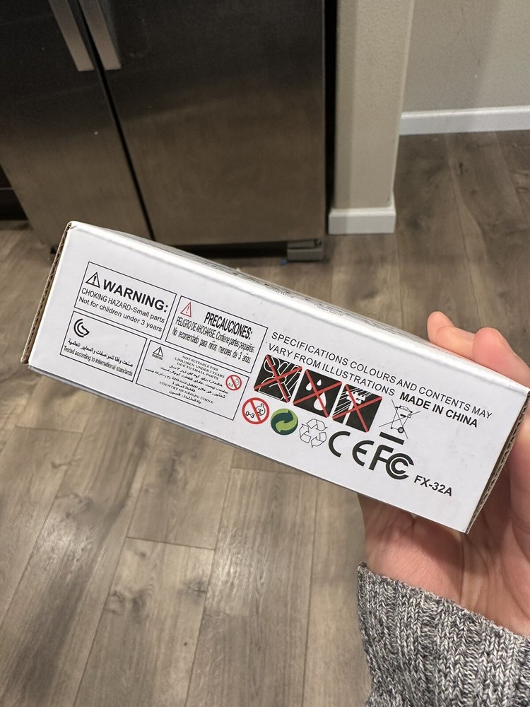 Mini-UFO Toy “Drone”