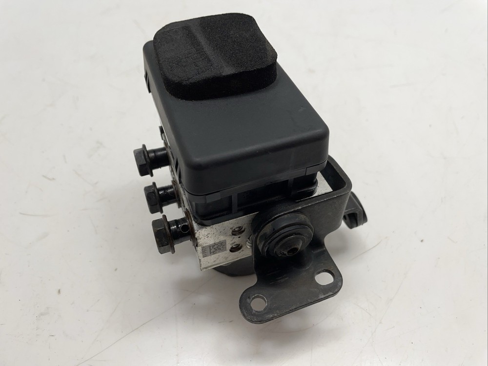 ♻️ Ducati Monster M821 821 Dark 2014 - 2016 ABS Pump Controller ♻️