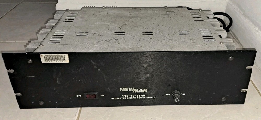 Newmar 115-12-35RM Regulated Linear Power Supply