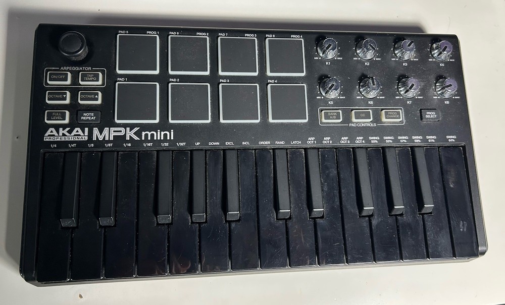 Akai MPK Mini MK3 25 Keys Keyboard Controller - Black
