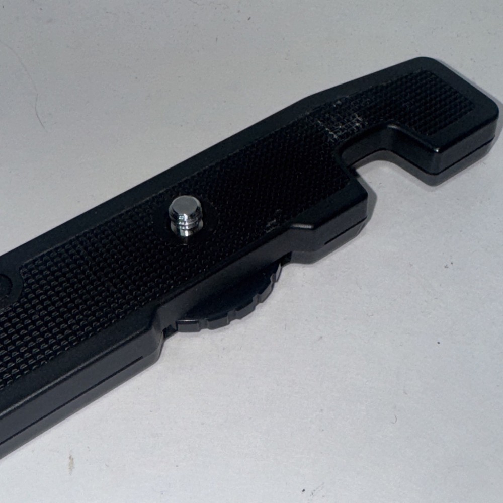 Minolta BR-1000 Bracket for Control Grip CG-1000 Battery Pack V14