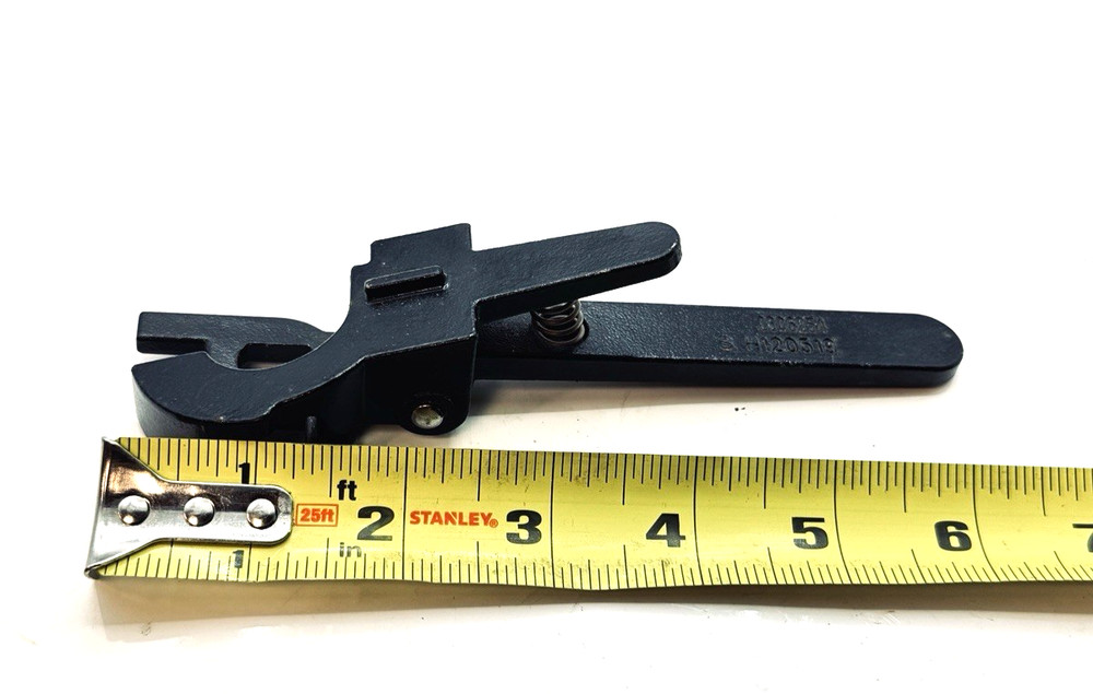Air Brake Locking Handle 5/16" opening x 6" Butterfly Handle