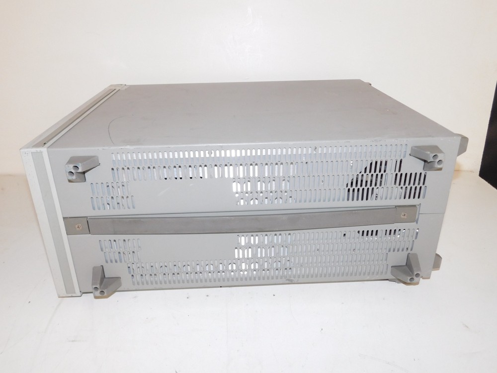 AGILENT TECHNOLOGIES E3238SN SIGNALS DEVELOPMENT SYSTEM / CHASSIS (PLQ69)