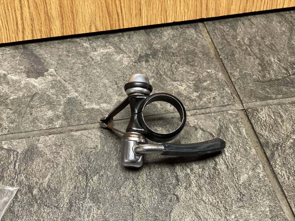 Vintage Dia Compe Seatpost Clamp With Cable Guide Hanger - Quick Release