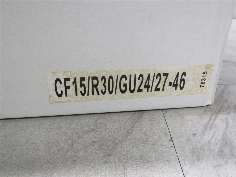 Lot of 10 NEW TOPAZ CF15/R30/GU24/28 R30 Flood Lights 15W 120V