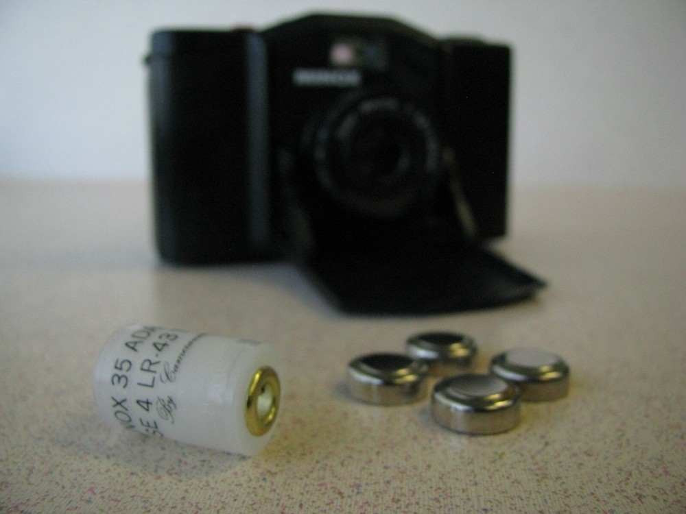 Minox 35 mm Battery Adapter