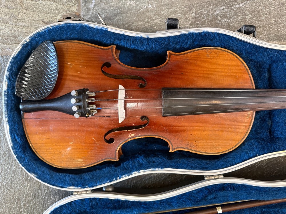 3/4 size Violin with case. Made in Germany