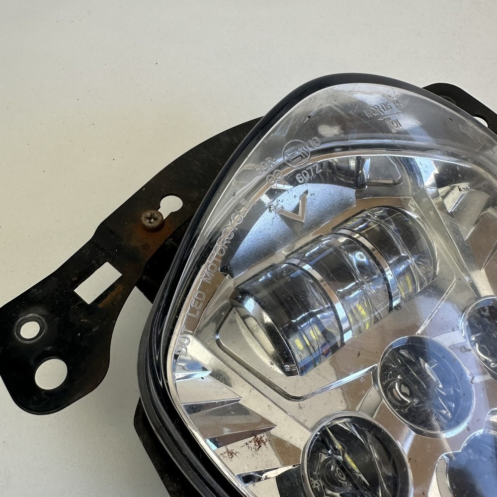 Victory Magnum 2015 Headlight front light lamp