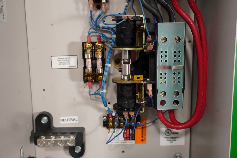 Generac RTSE100A3 Automatic Transfer Switch single phase, two pole, 100A 120/240