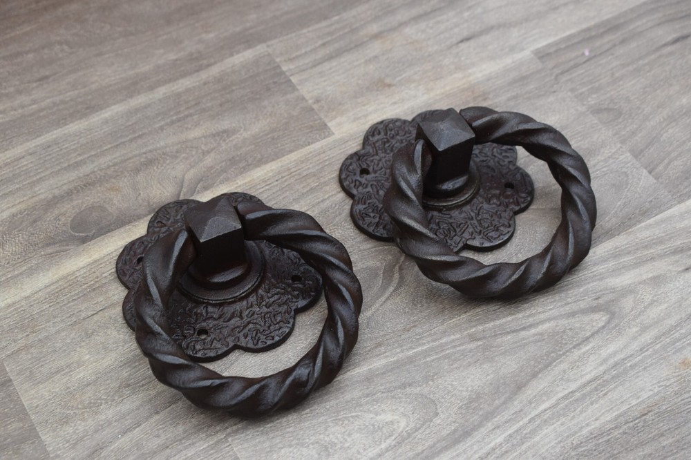 Vintage Cast Iron knocker chest door ring Pull drop handle knobs 2 pic