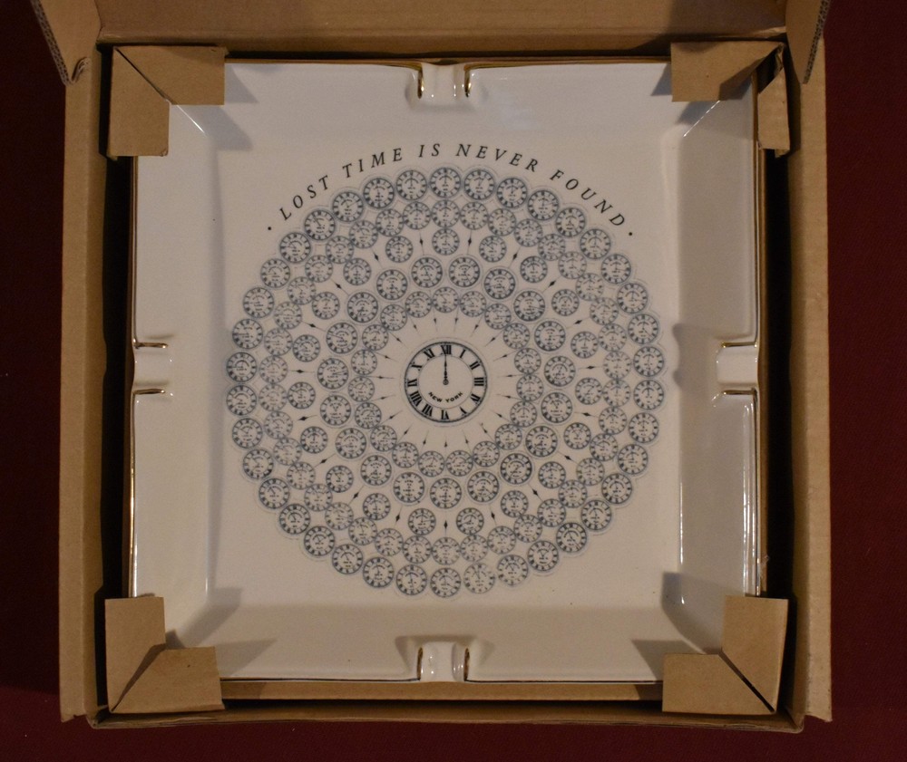 Izola Earthenware Catchall / Ashtray ‘Lost Time is Never Found’